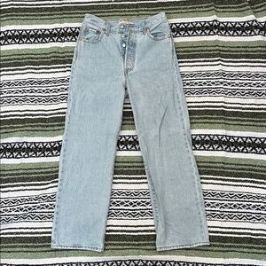 Levi’s Ribcage Straight Ankle, size 26